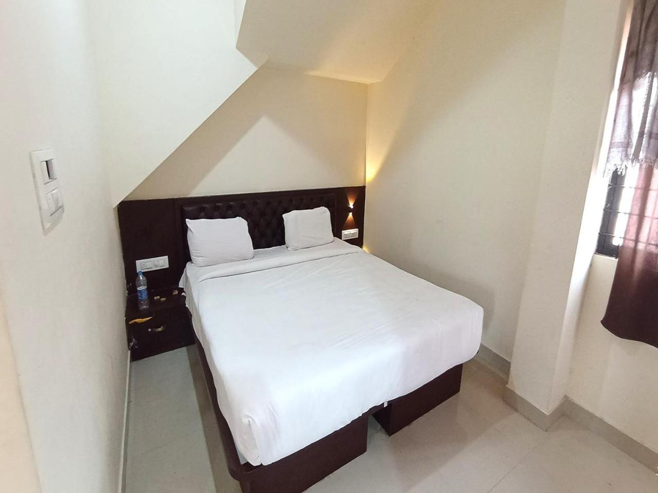 Hotel Mg Residency Chikmagalūr Exteriér fotografie